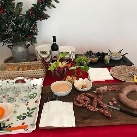 Casale Vicino Al Golf Nazionale Bed & Breakfast Monterosi Exterior foto