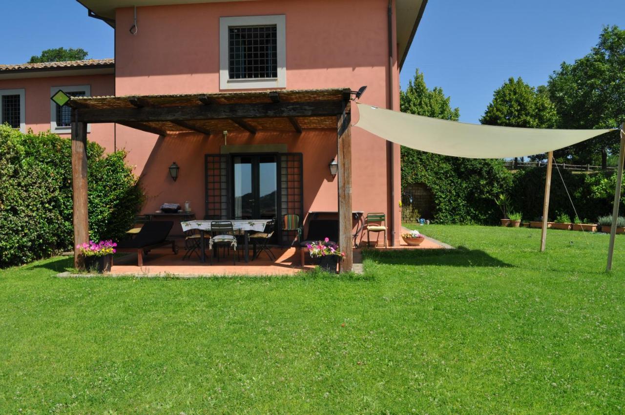 Casale Vicino Al Golf Nazionale Bed & Breakfast Monterosi Exterior foto
