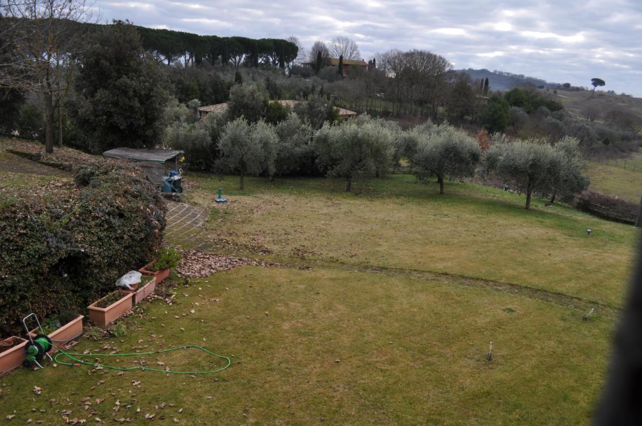 Casale Vicino Al Golf Nazionale Bed & Breakfast Monterosi Exterior foto